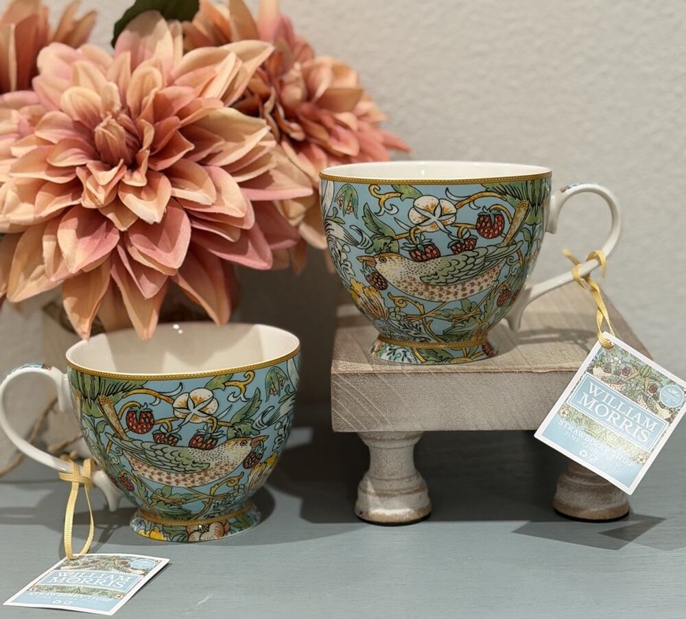 2 William Morris STRAWBERRY THIEF China Footed Coffee Mugs Leonardo Collection